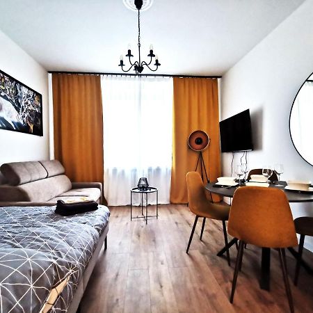Podwale Apartment - Self Check-In 24H Wroclaw Luaran gambar