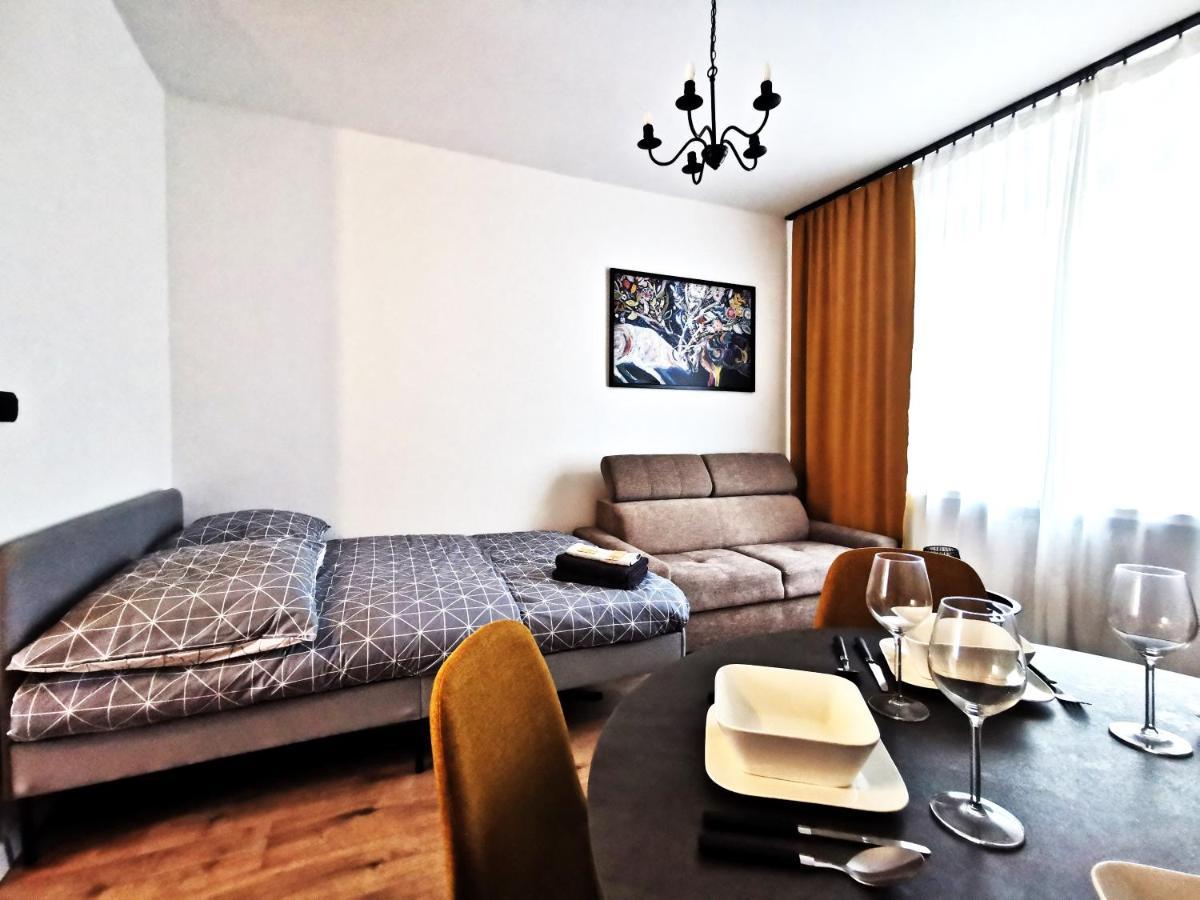 Podwale Apartment - Self Check-In 24H Wroclaw Luaran gambar